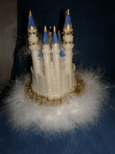 Castle cake topper Quinceanera XV/Sweet 16 center piece Wth gold Snow White  