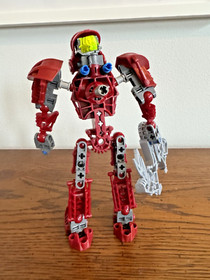Lego 8601 - Bionicle Toa Metru Vakama - 2004 - 99% Complete! Missing Disc