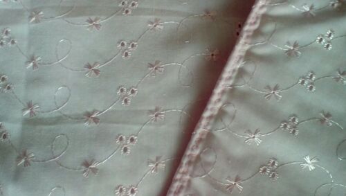 DOLLS PRAM COT QUILT SET PINK BRODERIE ANGLAISE 12/" X 10/" NEW