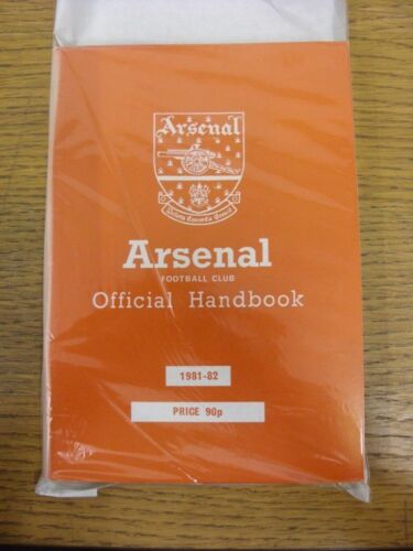 Thank you for viewing slight faded spine 1981//1982 Arsenal: Official Handbook