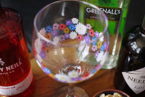 Gin Globo De Vidrio Pintado a Mano en Caja de Regalo Personalizado Banda De Flores 