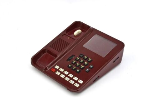 Vodavi StarPlus Analog SP 61610 Basic Phone Red WITH HANSET  /& CURLEY CORD