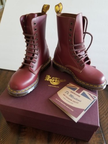 Dr Martens Women/'s Vintage 1490 LIMITED EDITION MIE Oxblood Quilon Ret.$350!!!
