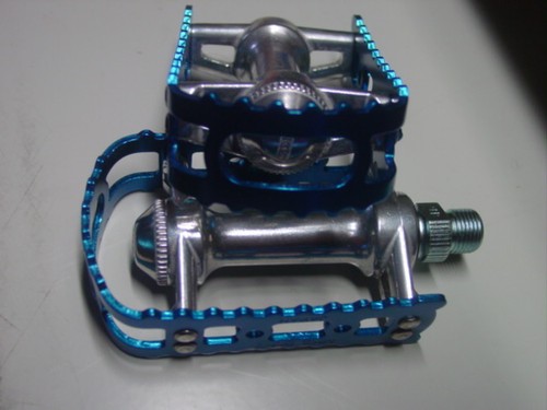 MKS BM 7 ein Paar Tourenpedalel Aluminium 9//16 viele Farben