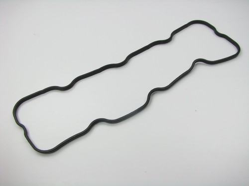 1982-1984 Mazda B2200 2.2L DIESEL NEW OEM Mazda Valve Cover Gasket Ranger 2.2