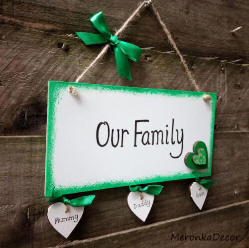 Family Plaque Personalised Wooden White hanging Hearts Gift-up to 6hearts-Green