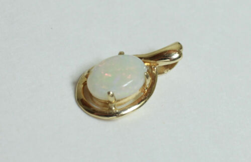 14K Yellow Gold Glowing Genuine Small  Opal Charm Pendant for Necklace NEW
