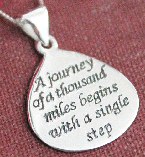 925 Solid Sterling Silver /"A Journey of a Thousand Miles/" Pendentif /& Pendentif