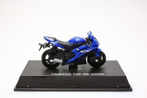 Moto civile Miniature Yamaha YZF-R6 2006 1//32