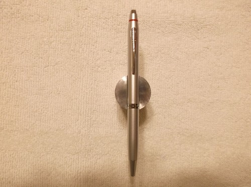 NEW ROTRING SIDE KNOCK BALLPOINT PEN IN SATIN SILVER FINISH NEW ROTRING SIDE KNOCK BALLPOINT PEN IN SATIN SILVER FINISH