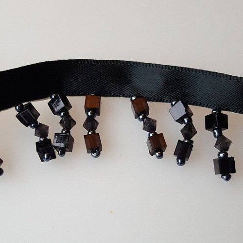Conso beaded craft trim black cube beads self-adhesive 6 yards in package