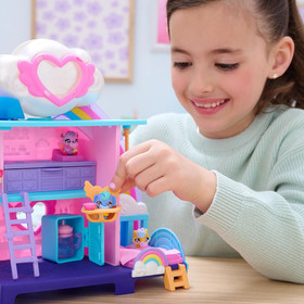 Hatchimals Water Hatch Nursery Playset with 4 Water Hatch Eggs