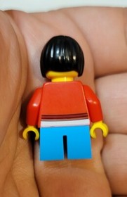 LEGO 10235 Winter Village Market little girl figure only C16