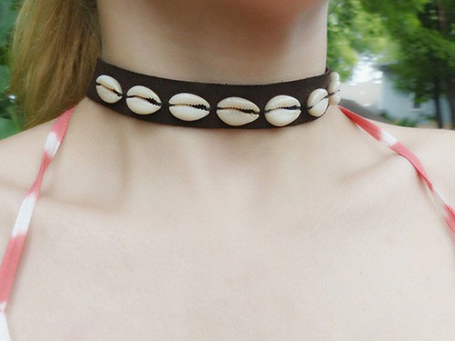 Fashion Leather Cowrie Shell Charm Pendant Jewelry Choker Bib Statement Necklace