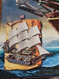 LEGO IMPERIAL FLAGSHIP 10210 RETIRED LIMITED RARE HARD TO FIND BOAT SOILDERS