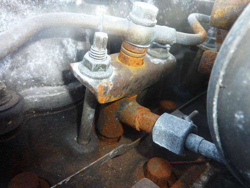 ISUZU NQR 7.5 TON 4.8 TD INJECTOR FOR ENGINE CODE /"4HE1.XS/"