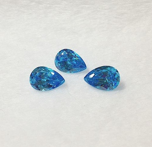 AA 6X8MM//6X12MM//7X10MM//9X14MM LAB CZ PEAR CUT *AQUA #46 GRADE