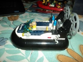 Lego City Lego 60071 City Hovercraft Arrest Complete Set With Minifigures Manual