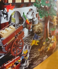 Lego Castle 10193 : Medieval Market Village New Sealed (Damaged box)