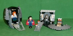 2013 LEGO Superman Black Zero Escape 76009 Complete 3 MiniFigures Box Comic Book