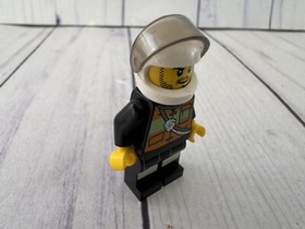 Lego # 60000~ CITY Fire Motorcycle ~ Complete w/ Minifigure and Instructions