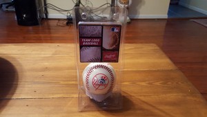Rawlings-NY-Yankees-Team-Logo-Baseball-New