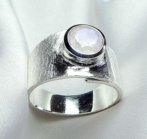Mondstein Ring 925 Silber Gr 56-60 mattiertes Design facettierter Stein neu