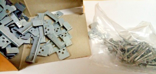 400500 HOLZMARKT PIRCHER 100 chiodi speciali 100 ganci per perline da 10mm art