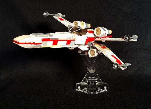 Display stand angled Star Wars slots for Lego 6212//4502 X-Wing fighter