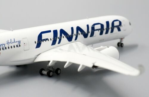 Finnair A350-900 Flap Down OH-LWD HAPPY HOILDAY JC Wings Scale 1:400 LH4059A