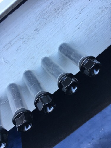 10pc Extended 14x1.25 Black Lug BoltsBMW F10 F30 F80 X3 X5 X6 M I3 I8 /> 18MM