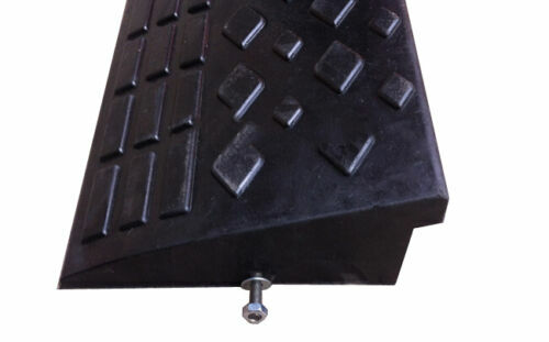 4/'/' Rubber Loading Dock Rubber Curb Ramps 20 Ton Car Ramp Safety Tool