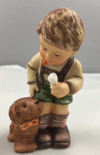 Berta Hummel Figurine Set Christmas Treat For Puppy /& A Puppy For Christmas 628