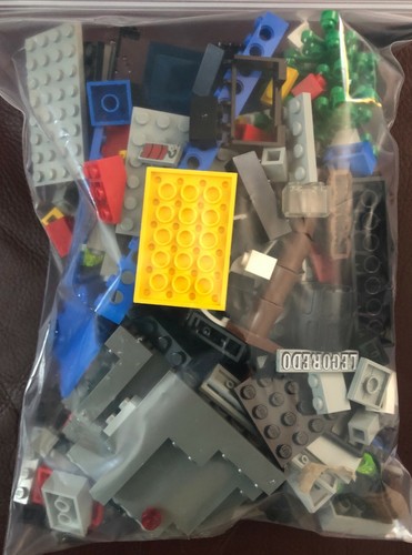 Vintage Legos from 1980s and early 1990s by the Pound