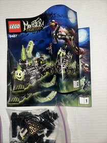 LEGO Monster Fighters: The Ghost Train (9467) Complete