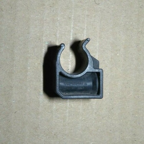 GENUINE VW HANDBRAKE CABLE TUBE CLIP 6X0 609 657 A