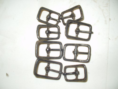 Eight 5//8/" and 3//4/" HILASON DIE CAST CENTER BAR HORSE WESTERN TACK BUCKLES
