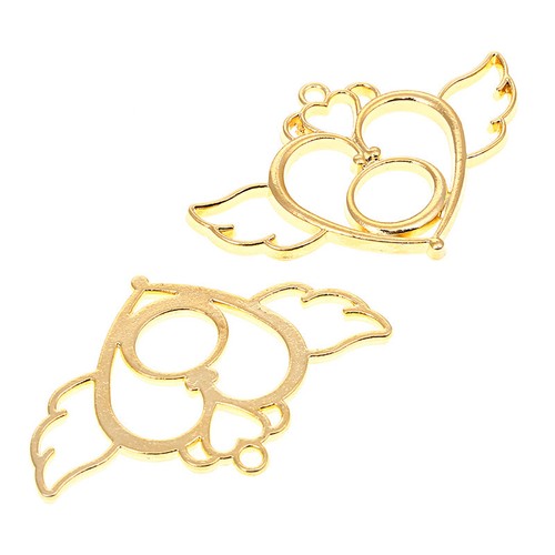 Metallrahmen Herz Flügel DIY Schmuck Geschenk Sailor Moon Charm Anhänger 5x