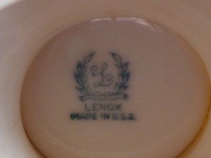 Vintage LENOX Porcelain China Trophy Vase Mantle URN Lenox Rose ... Vintage LENOX Porcelain China Trophy Vase Mantle URN Lenox Rose ...