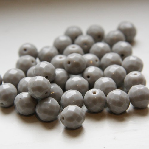 10pcs Czech Fire Polish Faceted Round-Opaque Grey 10mm FP10335