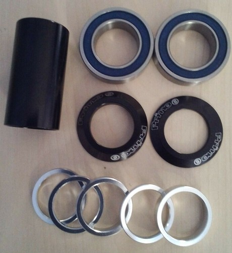PRIMO BOTTOM BRACKET SET SPANISH 22mm NEW