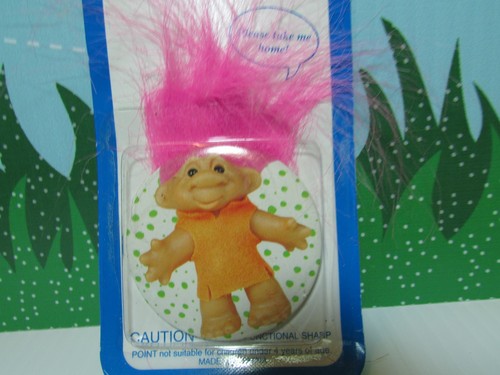 1992 GOOD LUCK BUTTON PIN NEW Very Rare 2/" Dam Norfin Troll