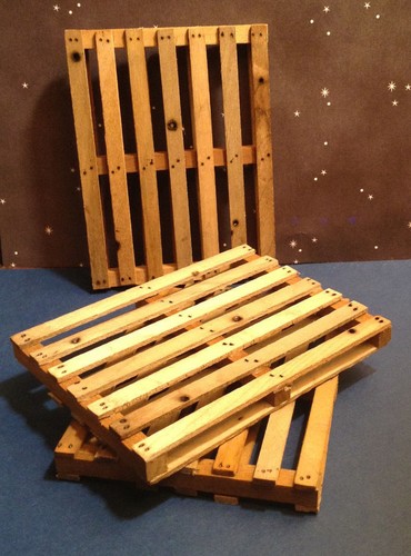1:10 or 1:12 Scale Miniature Pallet 3/" x 4/" Handmade Dollhouse 6/" Action Figure