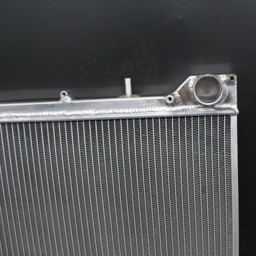 2-Row//CORE Aluminum Radiator+Fan Shroud For Subaru Forester XT Premium 04-05