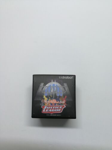 Kidrobot x DC Comics Justice League Dunny 1.5/" Keychain Green Arrow