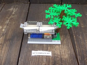 Lego Town City Square Traffic Tram Monorail Station #60097 NOT COMPLETE (1) GONE
