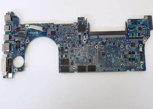 Apple MacBook Pro 15/" A1211 2007 2.33GHz Logic Board 820-2054-B