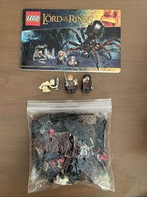 LEGO The Lord of the Rings: Shelob Attacks (9470) no mini-wall.