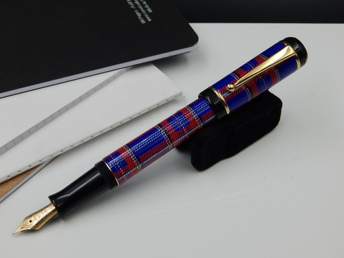 Füllfederhalter Santini Italia Goldfeder Stift 18k M F B Stub Flexy Tartan blau