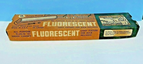 18/" FLUORESCENT Plug-In UNDER-CABINET WHITE Light Fixture w// OUTLET NEW UC-15P